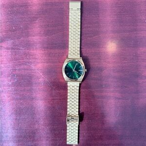 Nixon Time Teller Watch